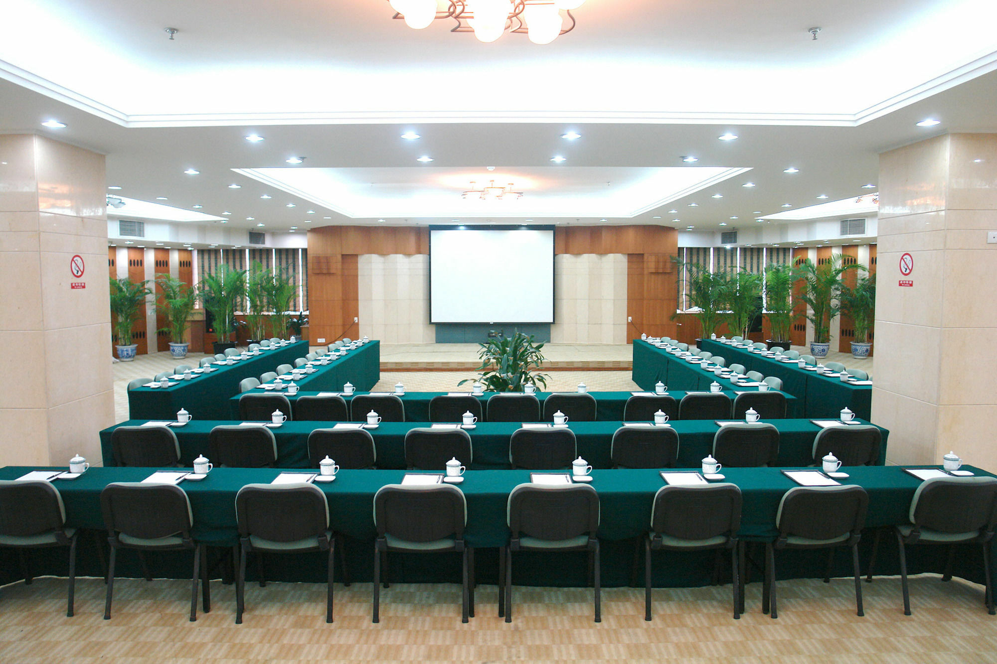 แกรนด์ เมโทรพาร์ค ลีหยวน โฮเต็ล ฉงชิง Hotel ฉงชิ่ง ภายนอก รูปภาพ